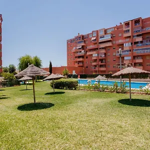 Apartamento Sunstay Teatinos Flat Iii Malaga, Metro, Free Parking & Pool, Málaga